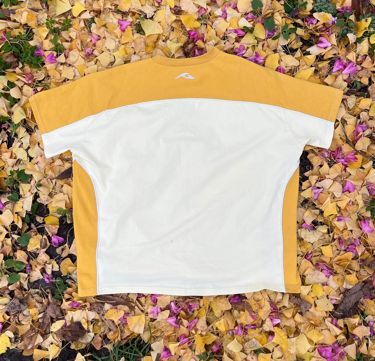 AKAW TEE (PEACH)